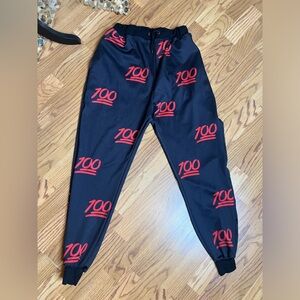 Yeezzi xl joggers 100 emoji